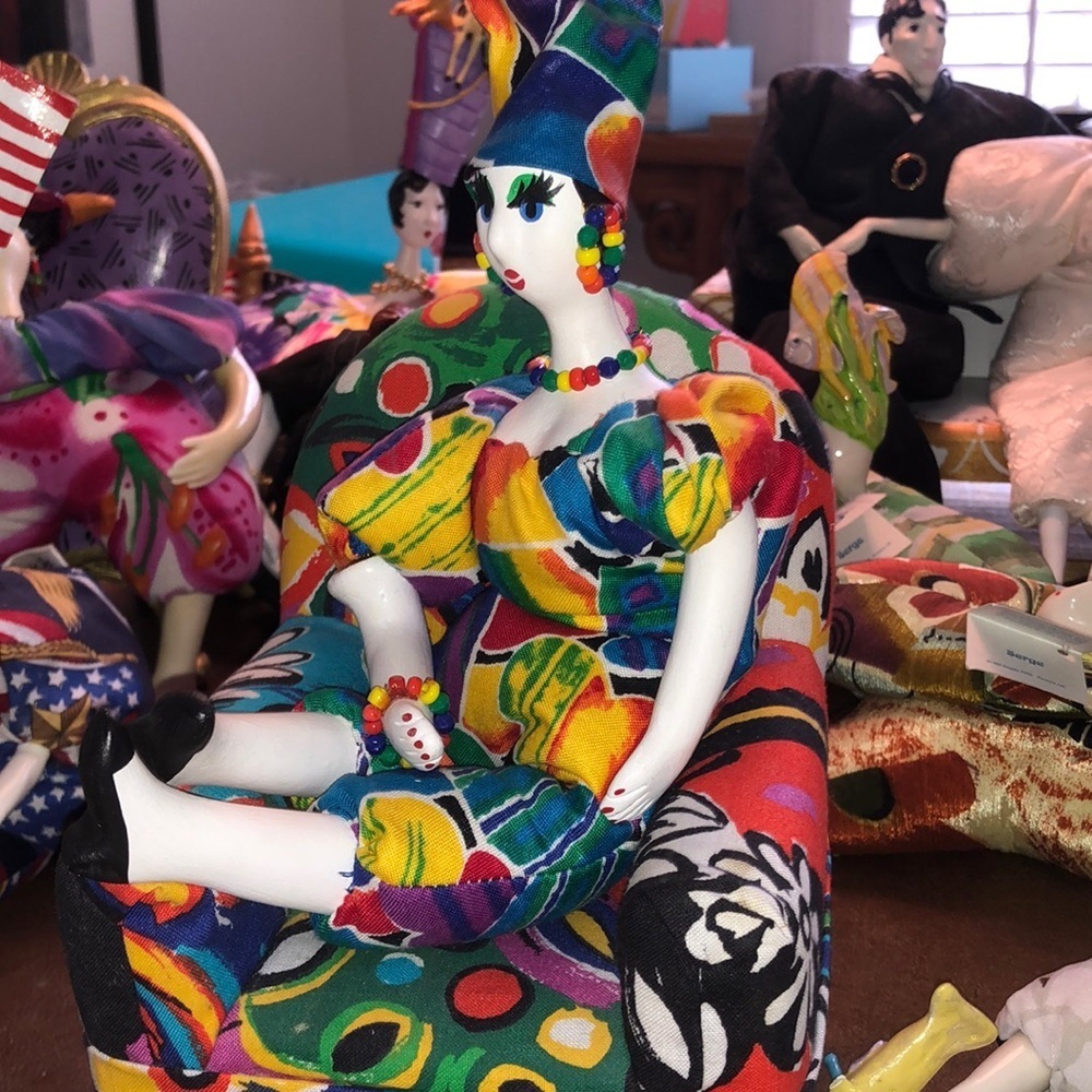 POUPEE MILLET DOLL with Matching Chair EC - Picture 7 of 11